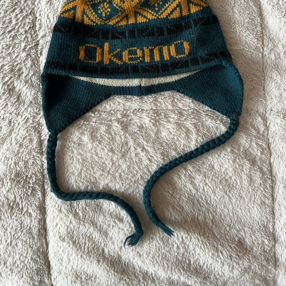 Okemo Wool Winter Hat - Picture 4 of 4